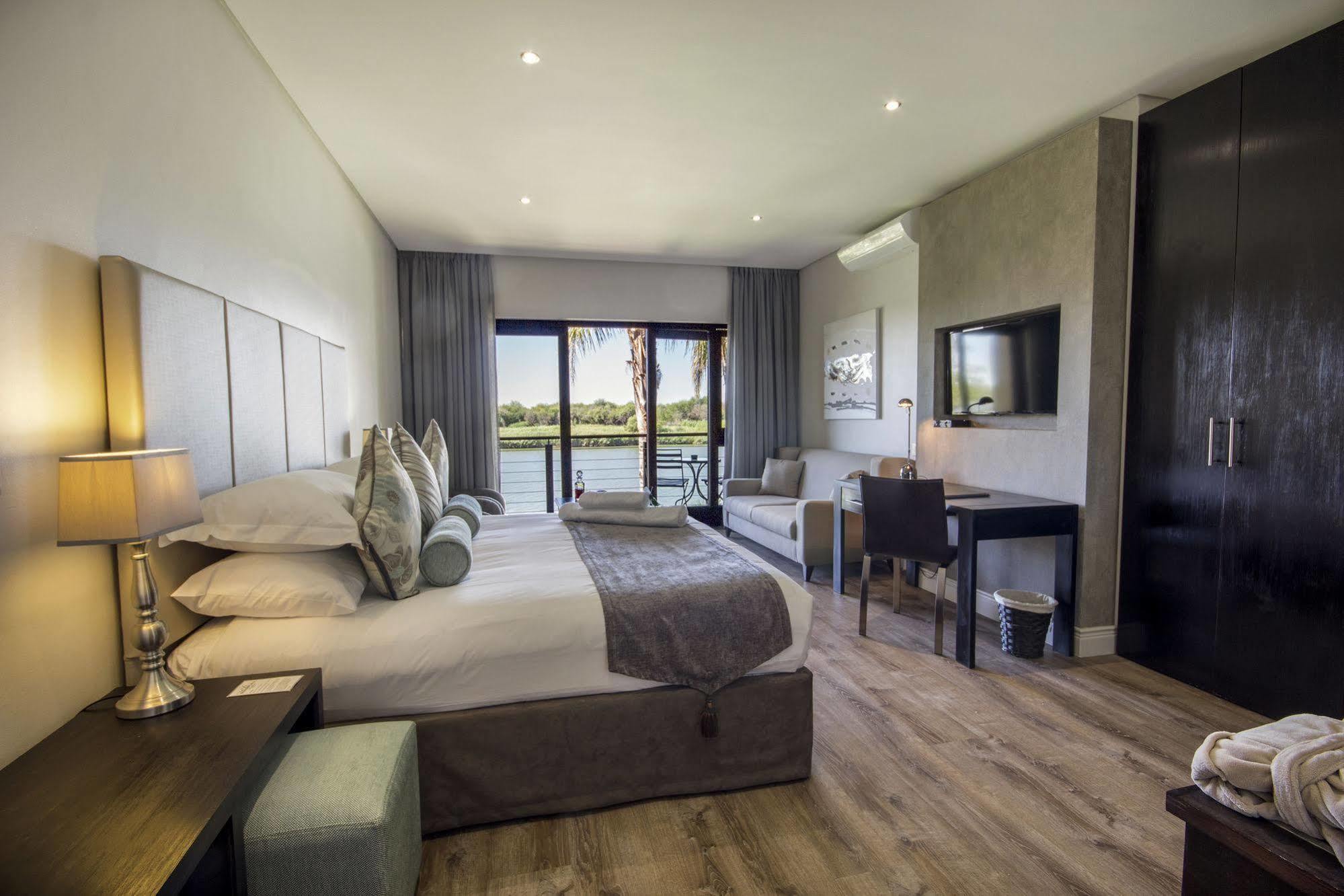 River Place Manor Upington Exterior foto